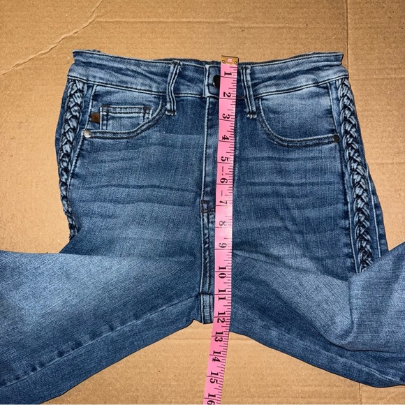 Judy Blue Crop Braided Jeans Wide Leg Denim Jean size 27 Women Stretch - Picture 4 of 7